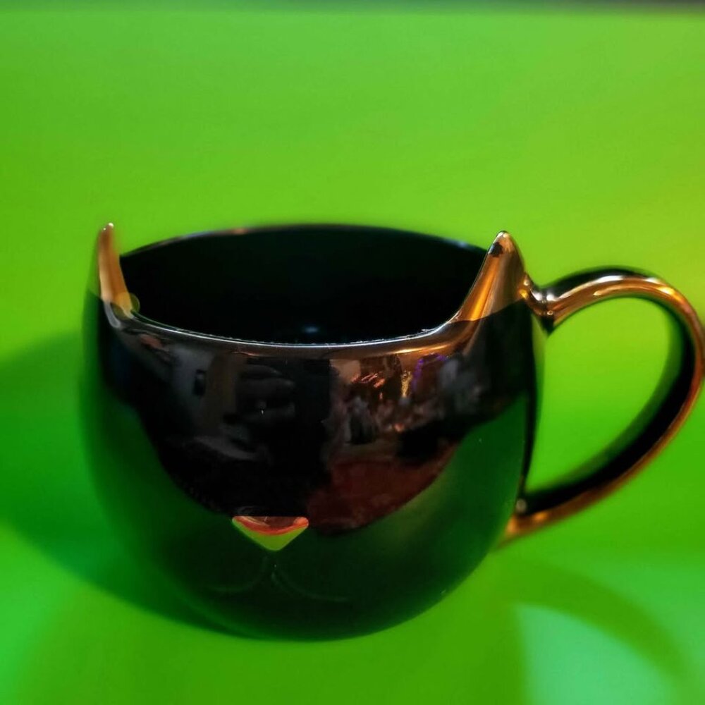 Pinky Up Chloe Black Cat 12 oz Ceramic Mug